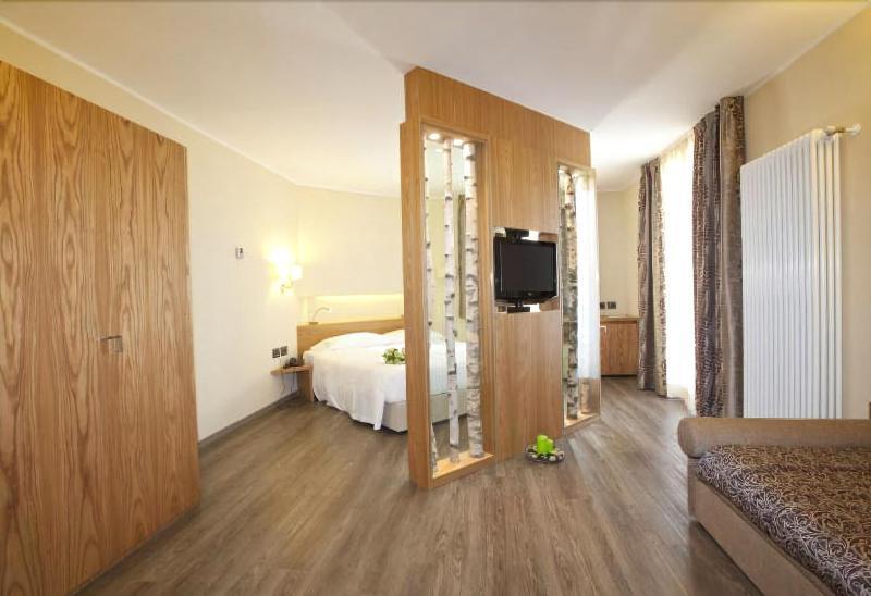 Harmony Suite Hotel Selvino Esterno foto