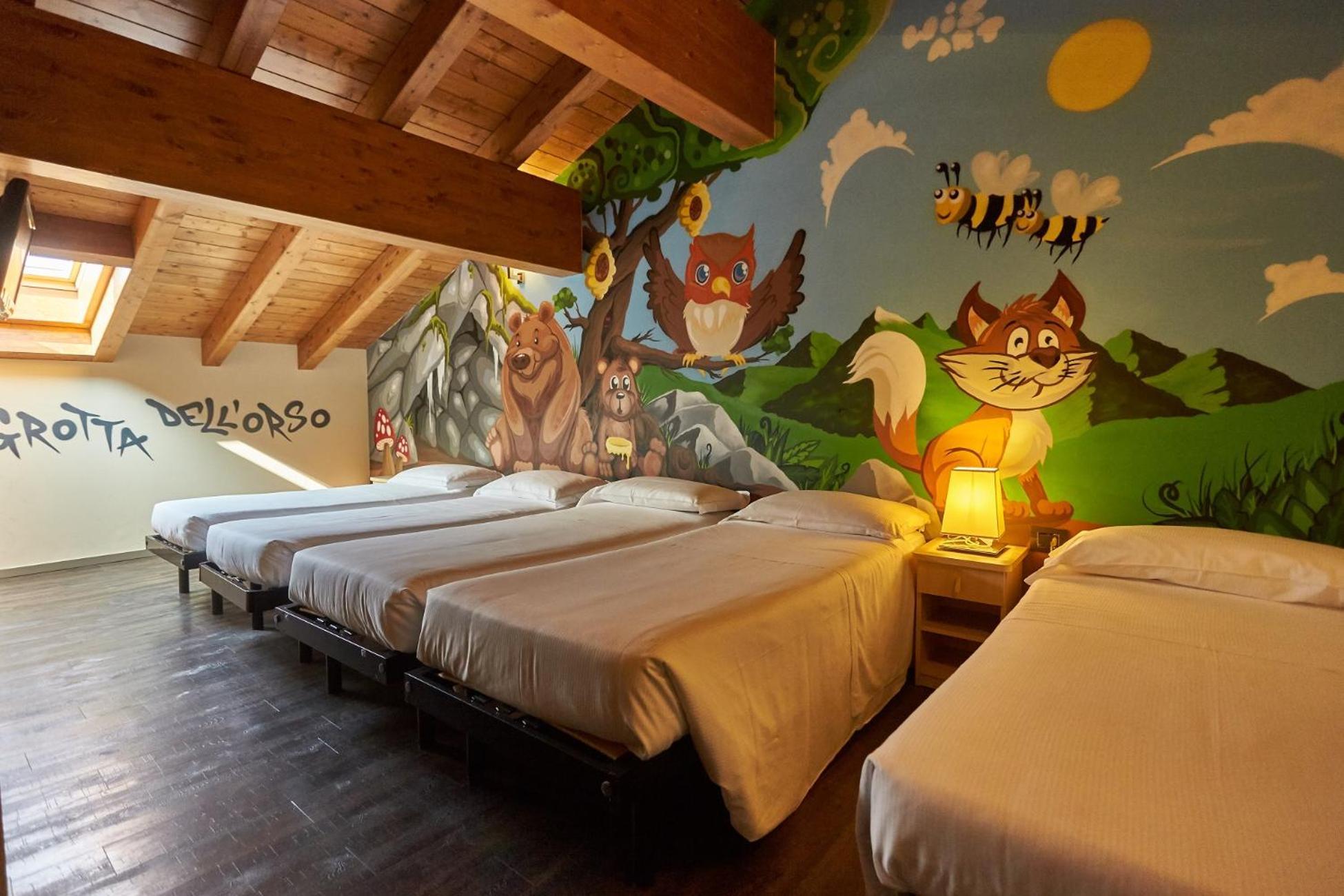 Harmony Suite Hotel Selvino Esterno foto