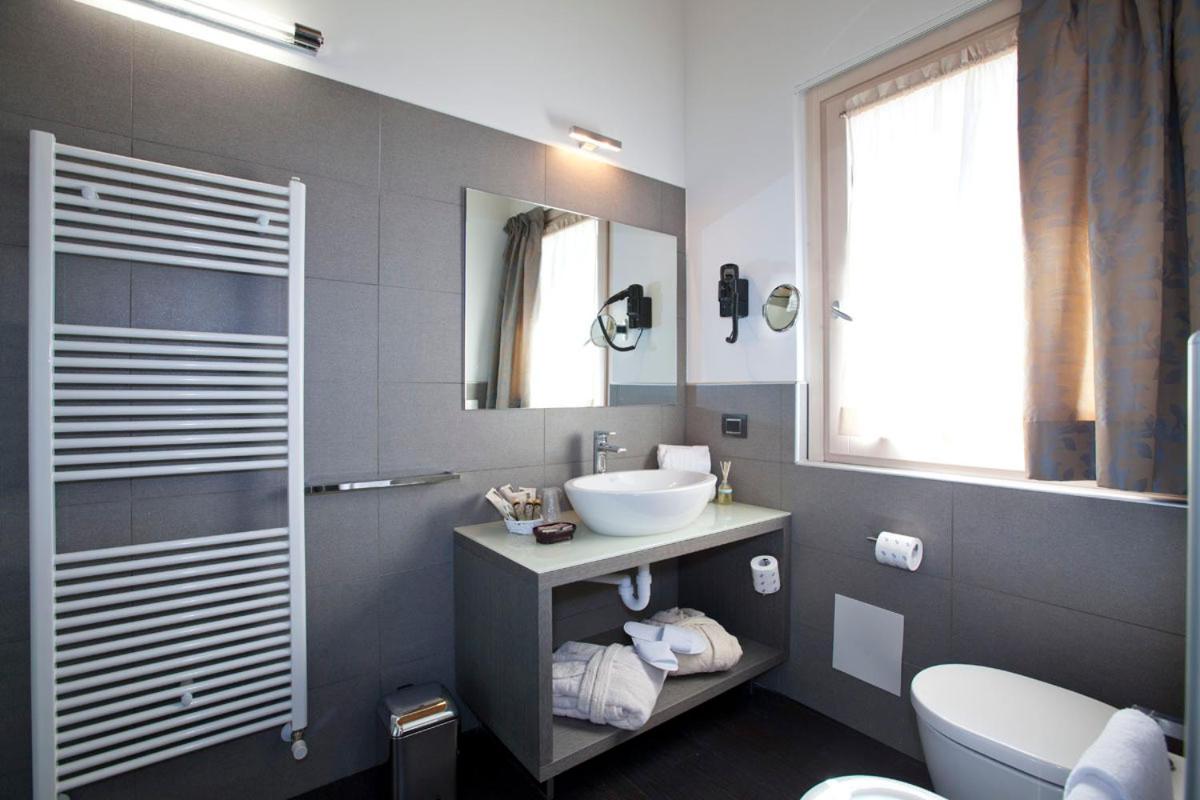 Harmony Suite Hotel Selvino Esterno foto