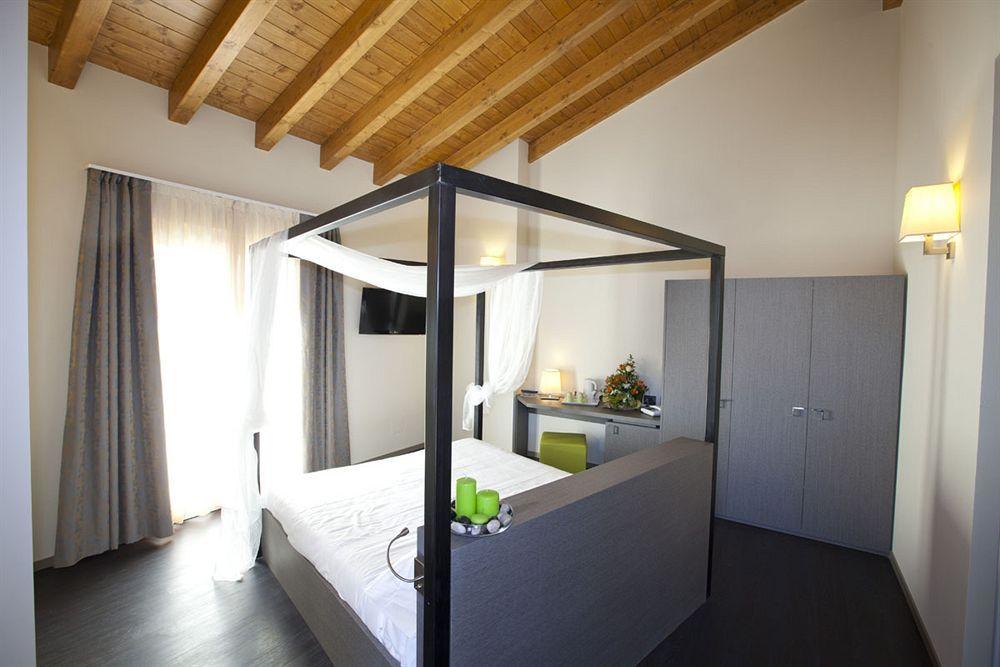 Harmony Suite Hotel Selvino Esterno foto