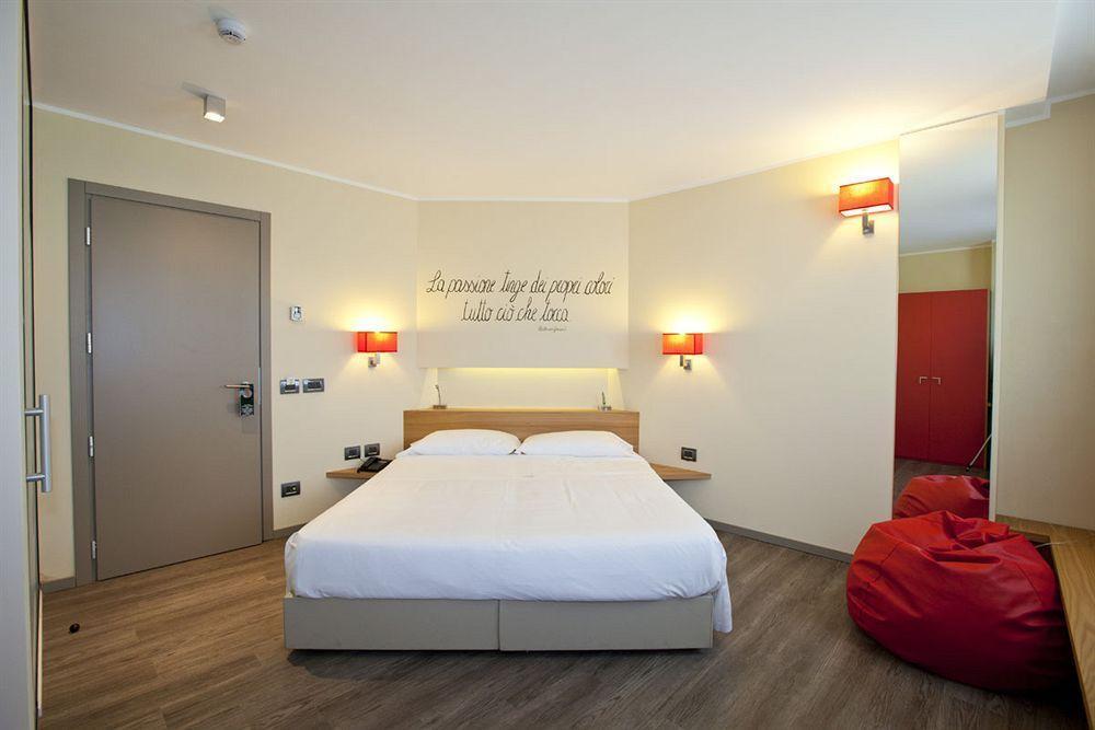 Harmony Suite Hotel Selvino Esterno foto