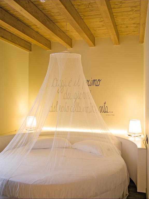 Harmony Suite Hotel Selvino Camera foto