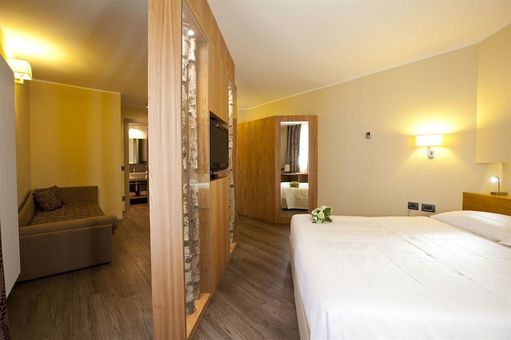 Harmony Suite Hotel Selvino Esterno foto