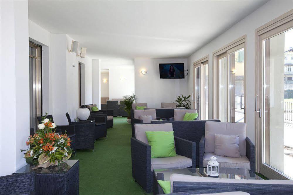 Harmony Suite Hotel Selvino Esterno foto