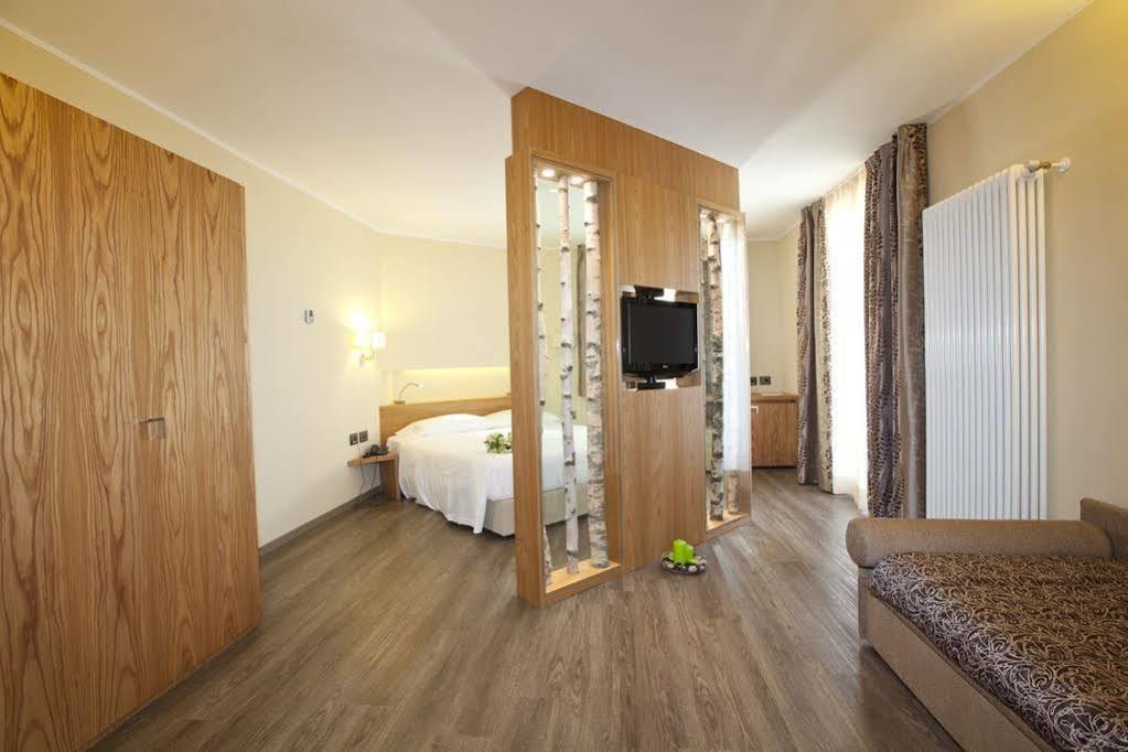 Harmony Suite Hotel Selvino Esterno foto